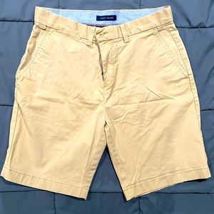Tommy Hilfiger dress shorts. Khaki 7” inseam. Size 31 waist